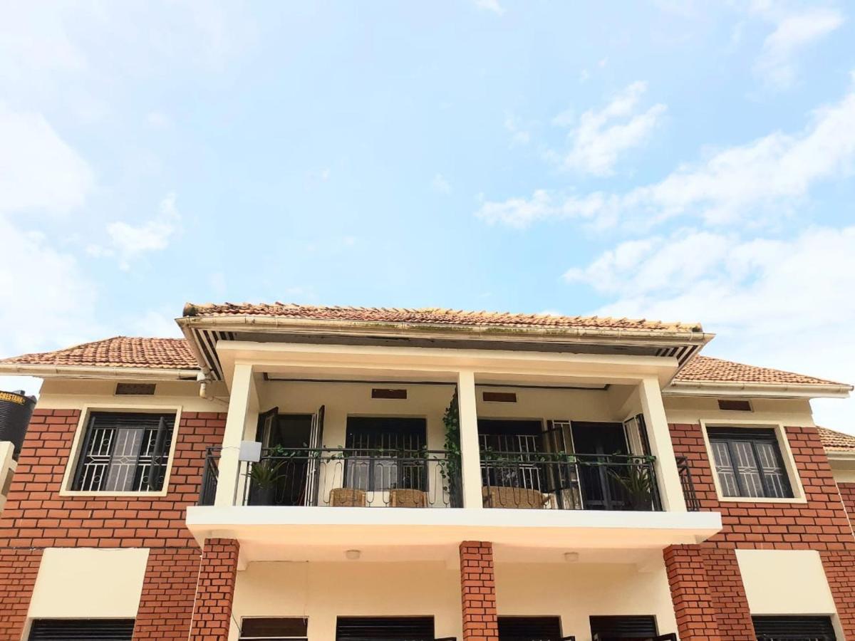 Okra House Hotel Entebbe Exterior foto