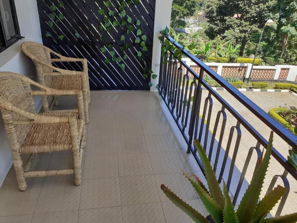 Okra House Hotel Entebbe Exterior foto